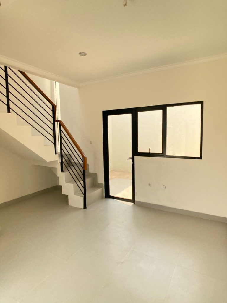 INTERIOR (1)