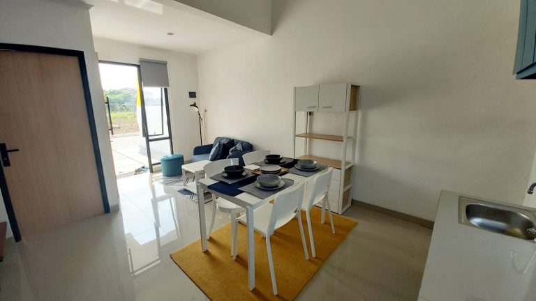 INTERIOR (2)
